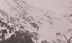 Rize'de Mayıs Karı: Kalınlık 1 Metreyi Aştı