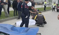 Karşıdan Karşıya  Geçmek İsterken Otomobil Çarptı