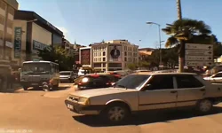 Yaya Geçidinde Minibüs Çarptı: 1 Yaralı