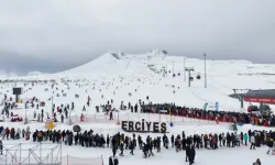 Erciyes Kayak Merkezi Sezonu 3,3 Milyon Ziyaretçiyle Kapattı