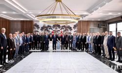 Tokat’ta Protokol ve Vatandaş Bayram Sevinçinde Buluştu