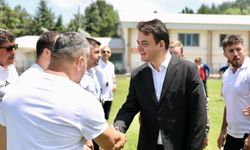 Tokat'ta Yıldızlar Karakucak Güreşi Heyecanı: Vali Abdullah Köklü Sporcularla Buluştu