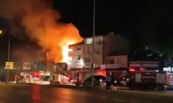 Gece Yarısı Yangın Paniği: Yatalak Hasta Tahliye Edildi