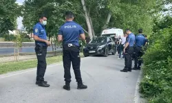 Sakarya’da Park Halindeki Otomobilde Erkek Cesedi Bulundu
