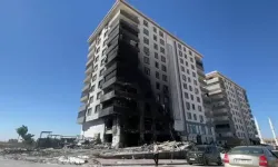 Şanlıurfa’daki Yangında 1 İş Yeri İle 8 Daire Zarar Gördü