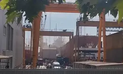 Tuzla Tersanesinde Gemi Yangını: İtfaiye Ekiplerinin Müdahalesi Sürüyor