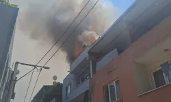Bursa'da Çatı Katında Çıkan Yangın Kamerada