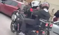 YKS Günü Polisten Öğrencilere Zamanla Yarışan Destek