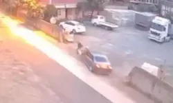 Otomobilin 2 Yaya Ve 1 Köpeğe Çarptığı Kaza Kamerada
