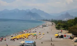 Antalya'da Hissedilen Sıcaklık 47 Dereceye Ulaştı
