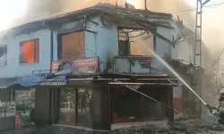 Bursa'da Tarihi Çarşıda Yangın Çıktı