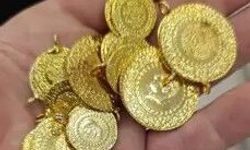 Bağışlanan Kıyafetlerden 23 Altın İle 6 Bin 500 Lira Çıktı