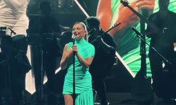 Merve Özbey, Erbaa Yaprak Festivali'ne Muhteşem Final Yaptı