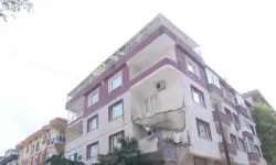 5 Katlı Binada Dairenin Balkonu Çöktü: Deprem Oluyor Zannedildi