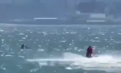Rüzgarla Açığa Sürüklenen SUP'taki Anne Ve Kızı Cankurtaranlar Kurtardı