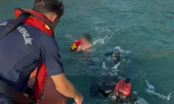 Kürek Sörfü Yaparken Denizde Sürüklenen 2 Kişi Kurtarıldı