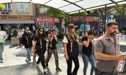 Bıçakla Dairenin Kapısını Açmaya Çalışırken Yakalanan 3 Şüpheli Tutuklandı