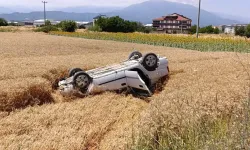 Buğday Tarlasına Uçan Otomobilin Sürücüsü Yaralandı