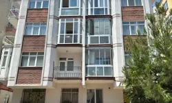 Ablasının Cesedi İle 1 Hafta Aynı Evde Kalan Engelli, Hastaneye Kaldırıldı