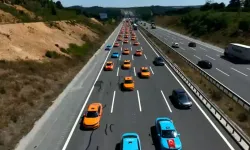 İstanbul'da Taksicilerden 253 Araçlık 15 Temmuz Demokrasi Konvoyu