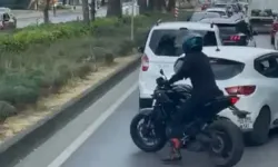 Motosiklet Sürücüsü, Vakaya Giden İtfaiye Aracına Yolu Açtı
