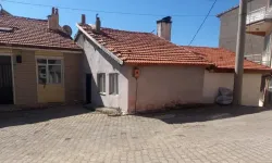 Gürültü Nedeniyle Tartıştıkları Komşunun Bıçakladığı Anne Öldü, Kızı Ağır Yaralı