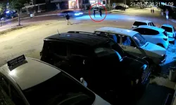 Otomobilin Çarptığı Kadın Öldü; Kaza Kamerada