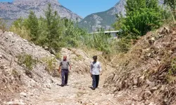 Konyaaltı Belediyesi’nden Dere Taşkınına Önlem