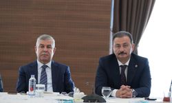 Milletvekili Aldemir Tokat’ın Eğitim Yatırımlarını Bakan Tekin’e İletti
