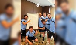 Efor Çay Erbaaspor Kampında Neşeli Anlar: Sahada Hırs, Salonda Rekabet!