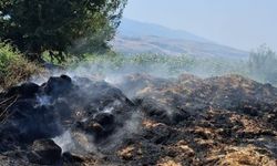 Karayaka ’da Saman Balyaları Alev Aldı: Çok Sayıda Balya Kullanılamaz Hale Geldi
