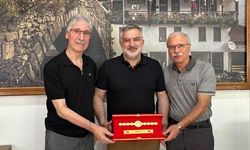 Niksar’da Ata Sporuna Destek Veren İş İnsanlarına Plaket Takdim Edildi