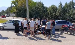 Otomobille Çarpışan Motosiklet Sürücüsü Ağır Yaralandı