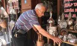 58 Yıllık Kalay Ustası Mesleğini Yaşatmaya Çalışıyor