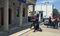 Eyüpsultan'da Silahlı 3 Şüpheli Yakalandı: Adliye Kavgasına Gidiyorlardı