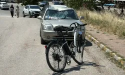 Safranbolu'da Otomobille Çarpışan Elektrikli Bisiklet Sürücüsü Ağır Yaralandı