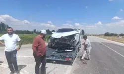 Çorum'da Pikap İle Otomobilin Çarpıştığı Kazada 2 Yaralı