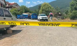 'Arazi Anlaşmazlığı' Kavgasında, Baba Ve Oğlunu Tüfekle Vurarak Öldürdü