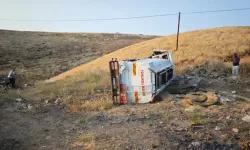 Gaziantep’te Akaryakıt Tankeri Devrildi;2 Yaralı
