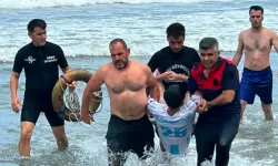 Ordu'da Yasağa Rağmen Denize Giren 2 Kardeş Boğulma Tehlikesi Geçirdi