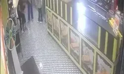 Nefes Borusuna Yiyecek Kaçan Çocuğu, Heimlich Manevrasıyla Kurtardı