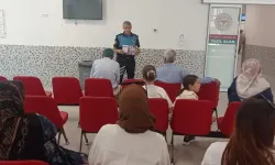 Polisten Dolandırıcılık Ve Hırsızlığa Karşı Bilgilendirme