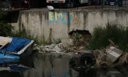 Çınarcık’ta Denize Girmek Yasaklandı; Belediye Ve Arıtma Birliğine 7 Milyon Lira Ceza