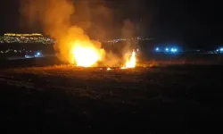 Seyir Halindeki Otomobil Alev Alev Yandı; O Anlar Kamerada