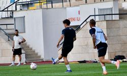 Efor Çay Erbaaspor’da Yeni Sezon Mesaisi Hız Kesmiyor: Antrenmanın Neşesi Minik Uraz Oldu