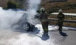 Hatay’da Alev Topuna Dönen Araçta Çıkan Yangın Söndürüldü