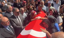 Girne Açıklarındaki Gemi Kazasında Hayatını Kaybeden Uzman Çavuş Toprağa Verildi