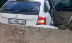 Otomobil Bahçeye Düştü: 2 Yaralı