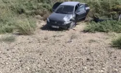 Kavşakta Otomobiller Çarpıştı: 4 Yaralı