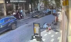 Beton Dubaya Çarpan Motosikletin Sürücüsü Yaralandı; Kaza Kamerada